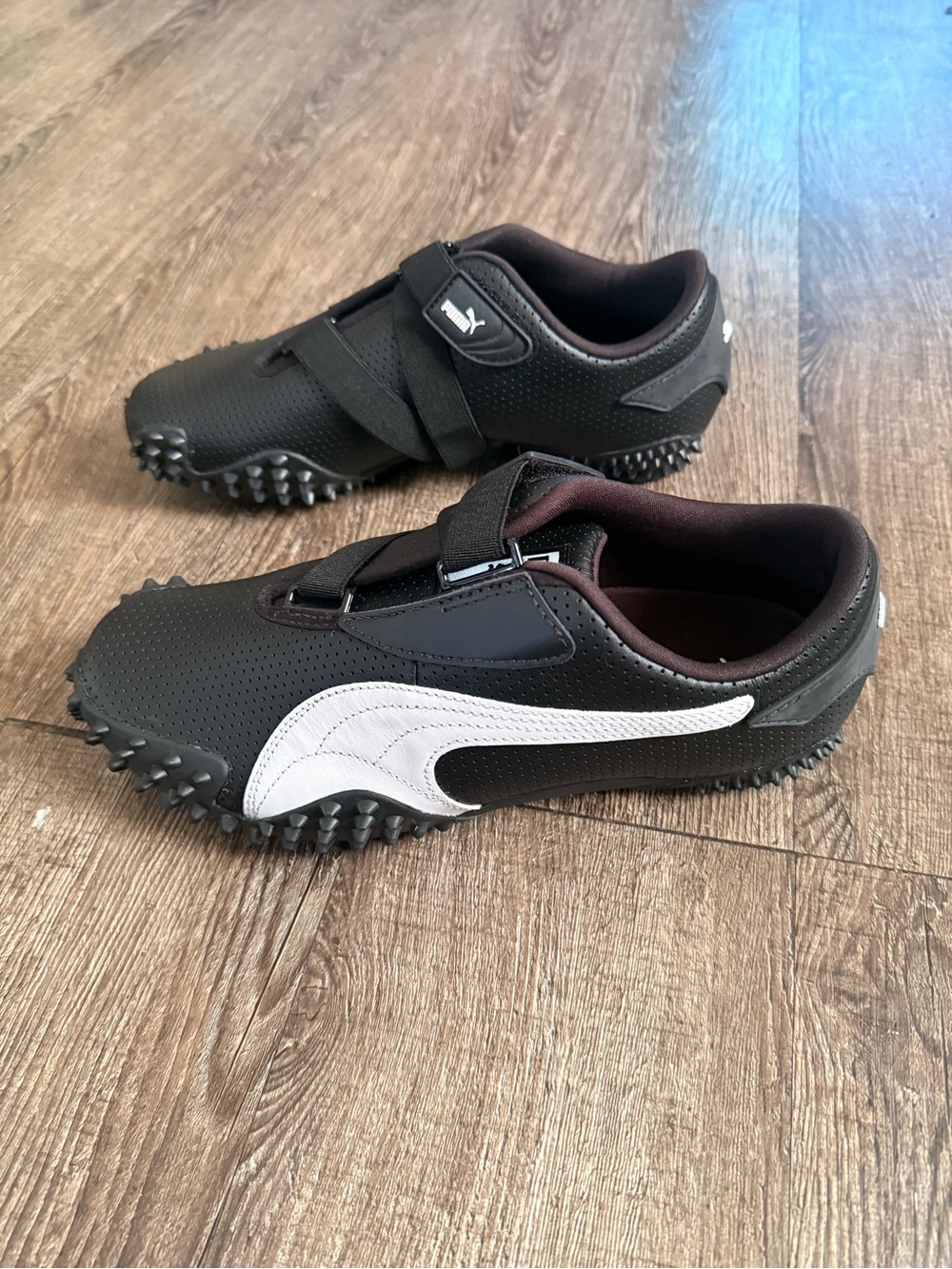 Puma Mostro Perforated mens size 8.5
